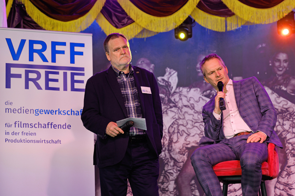 Jörg Geissler und Rechtsanwalt Stefan Korb beantworten Fragen aus dem Publikum